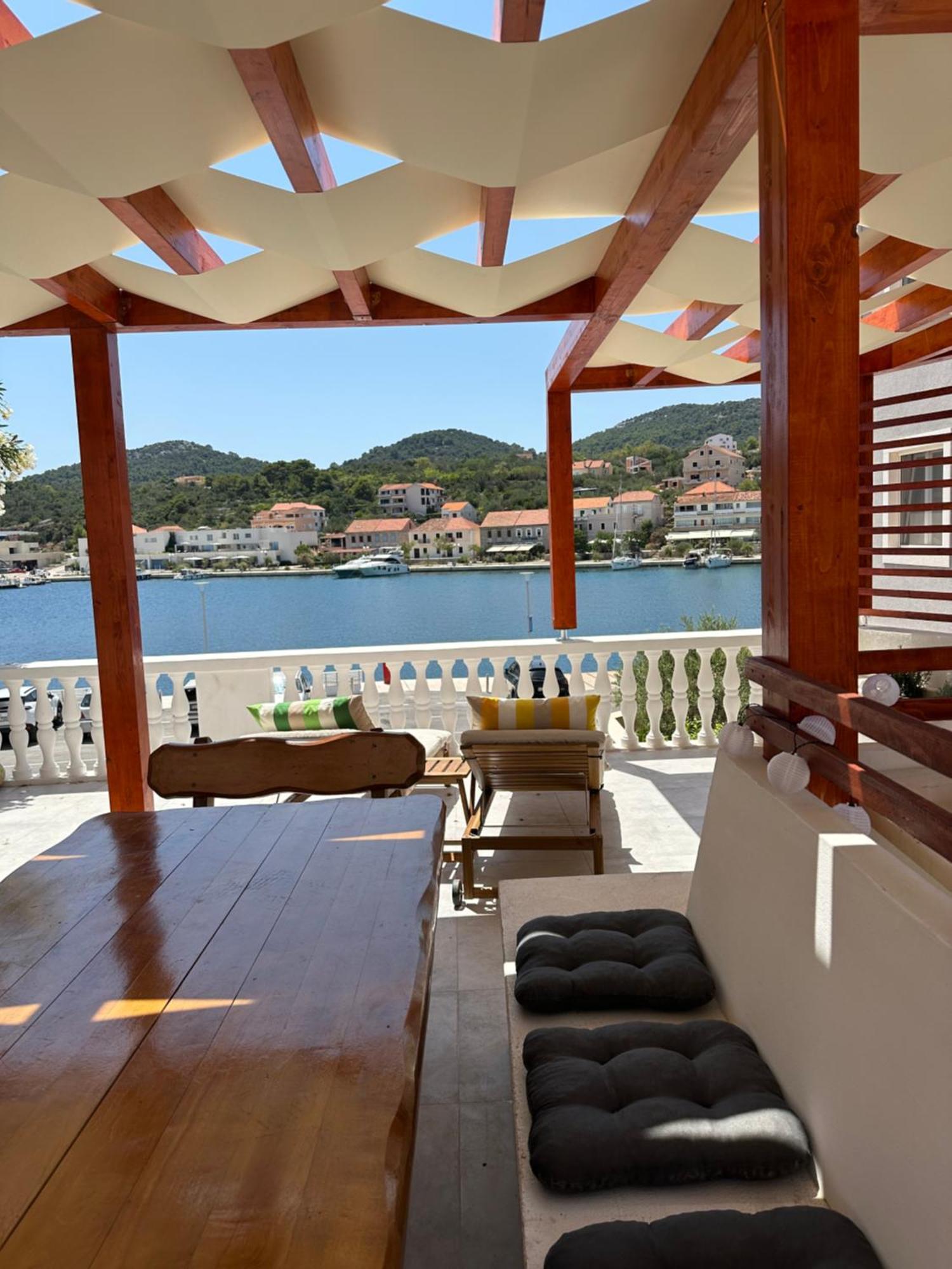 Apartmani Sali Seaview Esterno foto
